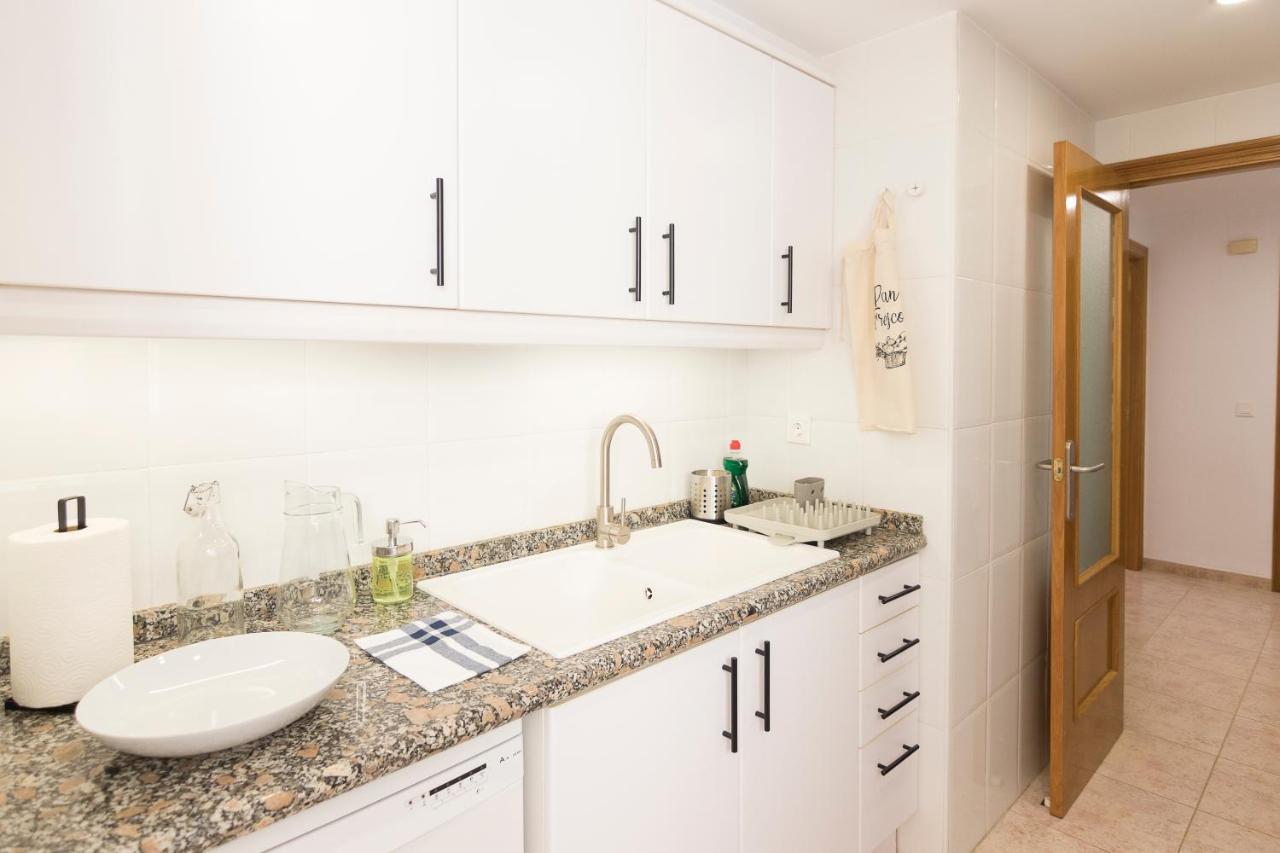 Beach Paradise Flat In Denia Centre W/ Large Pool Exterior photo